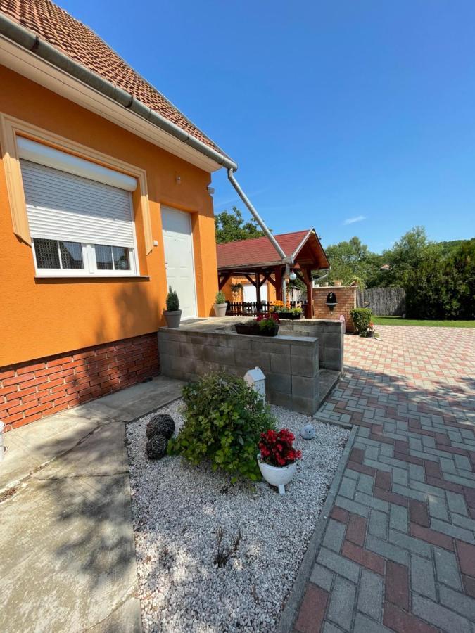 Apartamento Mira Kuckó Oreglak Exterior foto