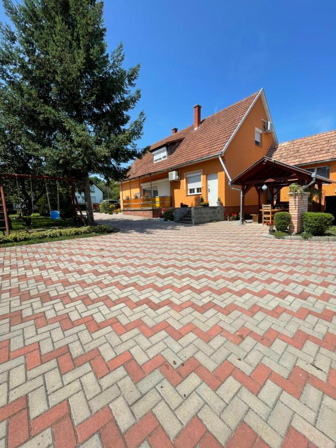 Apartamento Mira Kuckó Oreglak Exterior foto